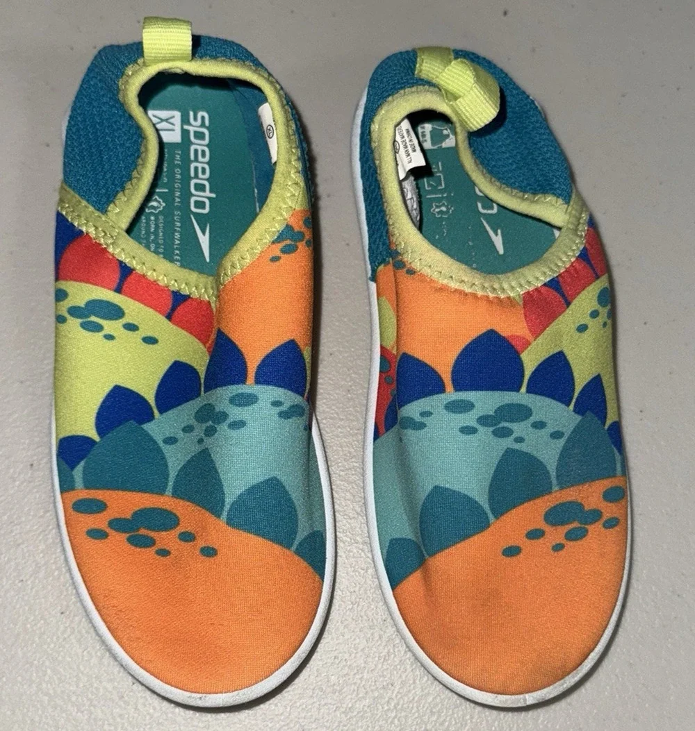 Speedo Kids’ Size XL 11-12 Water Shoes Bootie Dino Scales Travel Vacation Swim